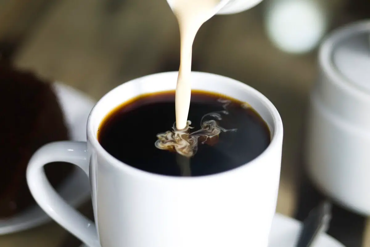 Jak ubić mleko do kawy